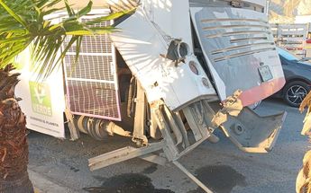 Así quedó la ruta urbana impactada por el tren | Israel Santacruz