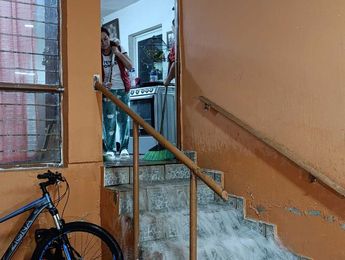 Así lucían las escaleras en la casa afectada / Vicente Torres Alfaro