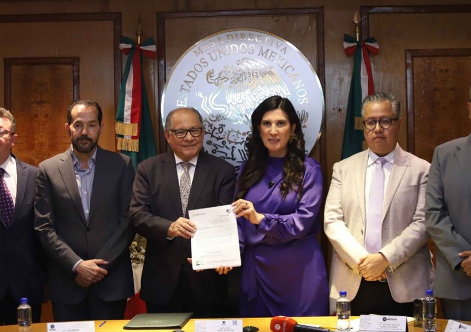 La iniciativa fue presentada a Kenia López, presidenta de la Mesa Directiva, en el Palacio de San Lázaro | Cuartoscuro
