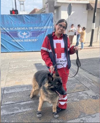 Su experiencia como voluntaria de la Cruz Roja fortalece su interés por ayudar a comunidades vulnerables. | Jesús Villegas
