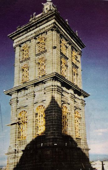 Torres de Catedral de Puebla en 1999 / Sergio Vergara