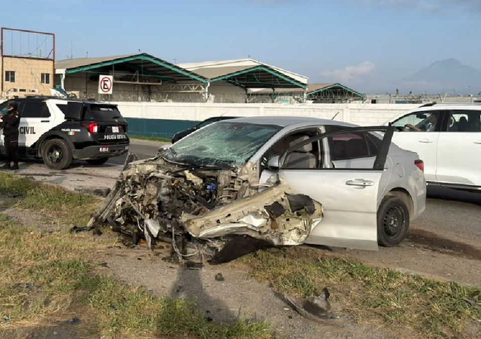 A la zona acudieron oficiales de Fuerza Civil y Guardia Nacional en Apodaca. | Ángel Mercado