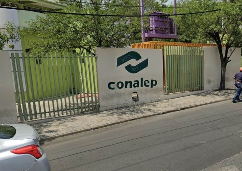 Cuatro alumnas se pelearon afuera de las instalaciones educativas. | Cortesía