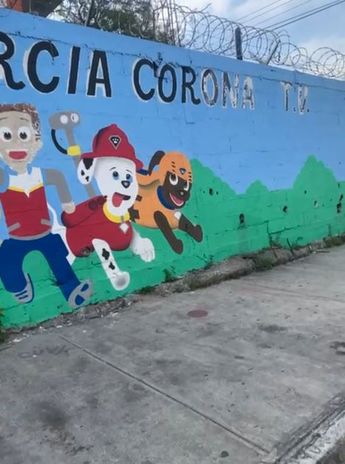 Fachada del jardín de niños la cual se observa con púas en lo alto de la barda. | Cortesía