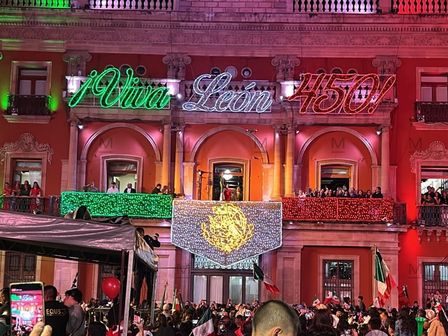 Grito de Independencia en León.