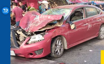 Accidente entre auto y ruta urbana en el Centro de Monterrey | Erik Rocha