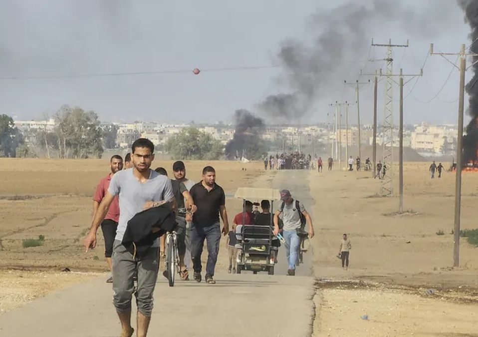 Embajada de México informa que dos mexicanos fueron tomados como rehenes por Hamas. | Especial