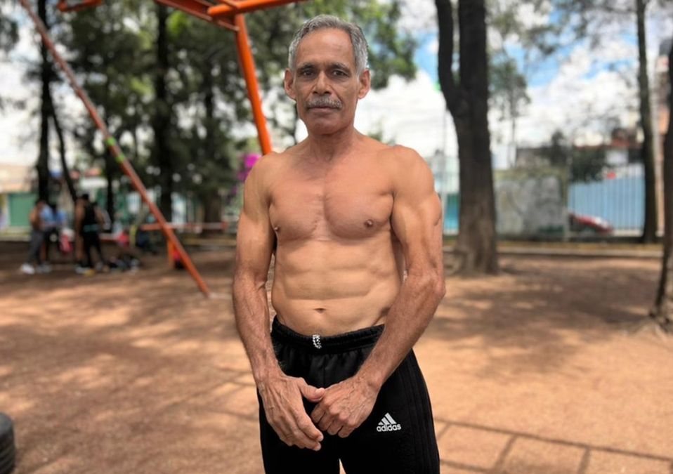 El Maestro Roshi da clases con cooperación voluntaria / César García.