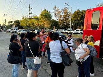 Pasajeros afectados tras el choque de los camiones de la ruta 646 | Telediario