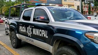 Durante el cateo, las autoridades aseguraron múltiples documentos apócrifos, dinero y un arma de fuego | Policía de Zapopan