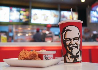 Joven comía gratis en KFC por un error en el sistema; consumió más de 30 mil dólares