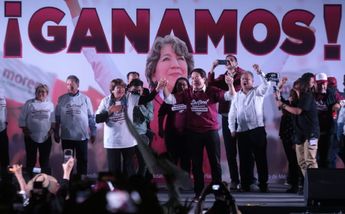 Delfina Gómez durante festejo desde Toluca