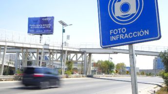 Los cámaras de fotoinfracción se encuentran en distintos puntos de Puebla capital, con la intención de establecer límites de velocidad / EsImagen