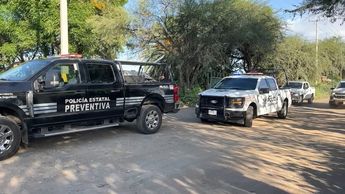 Un dueño de terreno vio un cuerpo dentro de un canal en Tlajomulco
