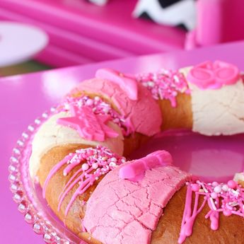 La Rosca de Reyes de Barbie tiene un costo de $600 pesos. | Especial