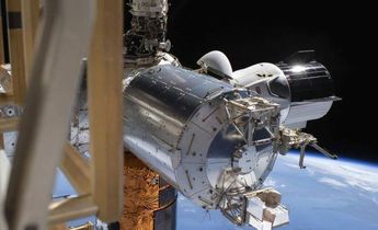 Astronautas de la NASA emprenden regreso a la Tierra