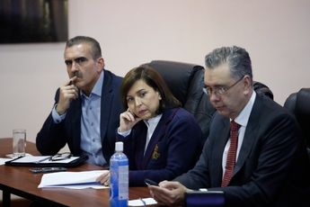 Reunión de alcaldes de Nuevo León con tesorero. / Jorge López