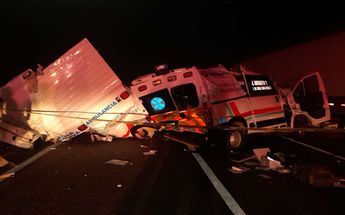 La ambulancia aparentemente circulaba a exceso de velocidad. | Cortesía