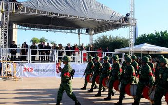 Desfile de Independencia en Torreón es todo un éxito