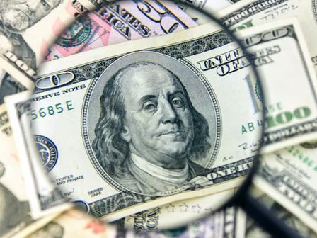 En la última semana de enero de 2026, el peso ha ganado más terreno frente al dólar | Freepik