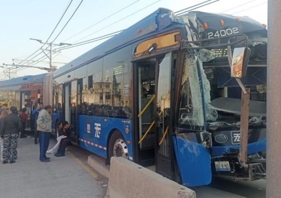 Unidades de emergencia atendieron a los lesionados en la estación Covadonga en Chalco | Redes Sociales