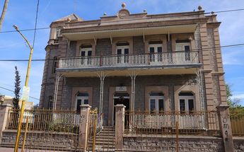 Instalación del Museo Histórico de la Ciudad Chalet Gorosave.