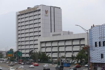 La secretaria de Salud, Alma Rosa Marroquín dijo que la vacuna para la tos ferina está disponible en el IMSS e Issste. | Archivo