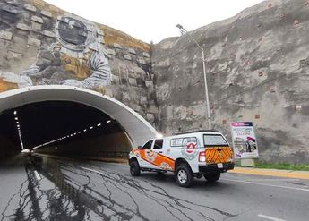 Protección Civil evalúa los daños en el Túnel de la Loma Larga. | Francisco Zúñiga Esquivel