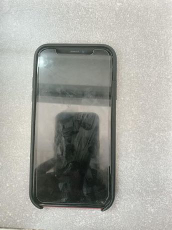 El implicado habría tomado fotografías de un menor dentro de un baño del Zoológico. | Cortesía
