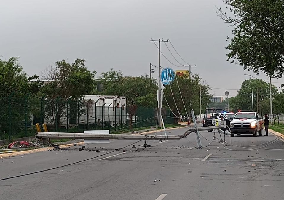 Accidente en Apodaca. / Cynthia Pardo