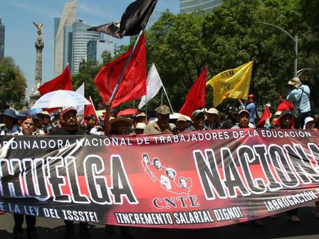 CNTE mantiene plantón movilizaciones en Ciudad de México. | Daniel Augusto Sánchez | Cuartoscuro