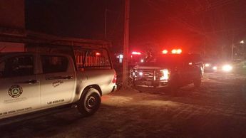 Cuerpos de rescate sofocaron el incendio. | Cortesía