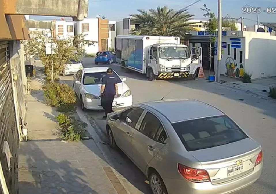Captan asalto en colonia Portal de Santa Rosa en Apodaca