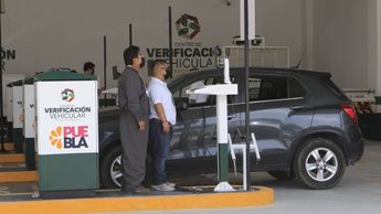 El costo de la verificación en Puebla es de $620 pesos en 2024 | Melanie Torres