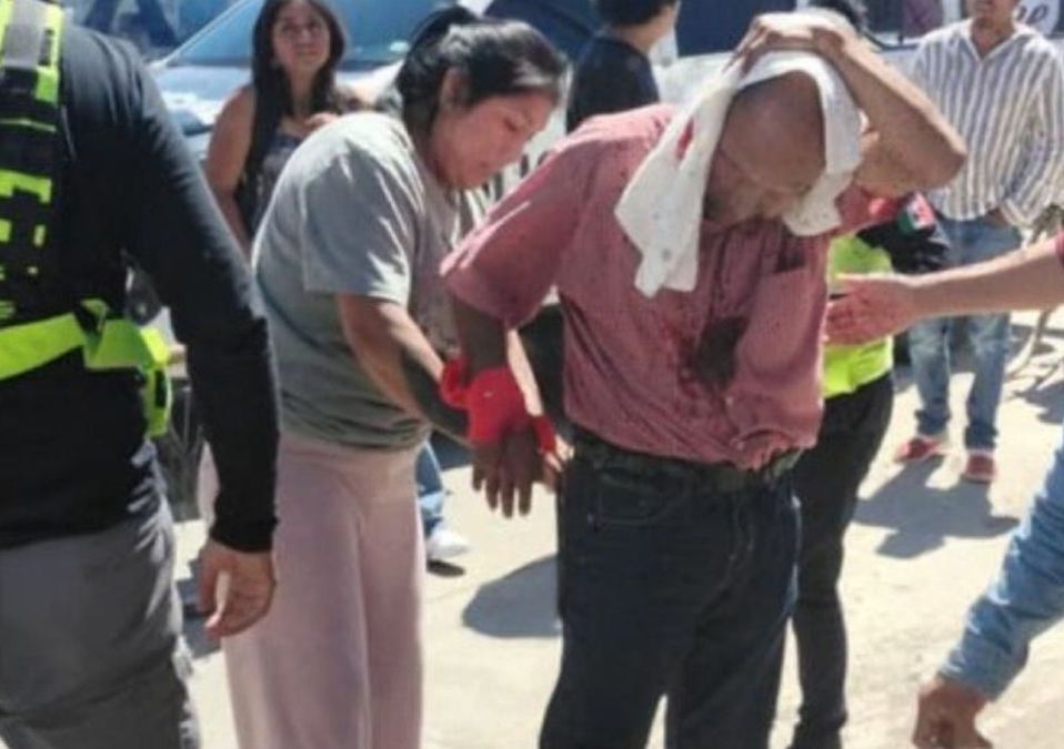 La calle Melchor Ocampo, en San Antonio Miahuacán, fue el escenario de la confrontación entre policías y el agresor con machete / Jesús Zavala