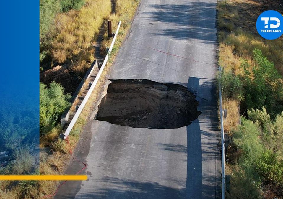 Lluvias dejan enorme socavón en carretera Agua Fría en Zuazua, NL | Agustín Martínez