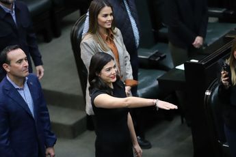 Cecilia Robledo tomó protesta como diputada local en el Pleno del Congreso de Nuevo León. | Jorge López