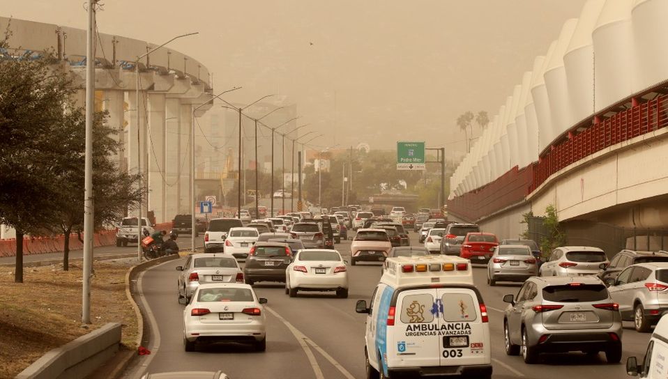 Contaminación en Nuevo León. / Roberto Alanis