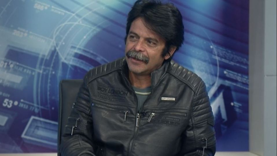 Padre denuncia negligencia en IMSS