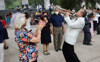 Celebran a abuelitos en Coyoacán / Especial