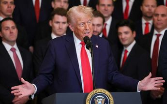 El presidente de Estados Unidos, Donald Trump frenó la imposición de aranceles del 25 por ciento a las exportaciones mexicanas. | Reuters