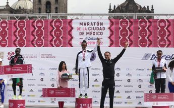 Ganadoras rama femenil Maratón CdMx 2022 / Araceli López