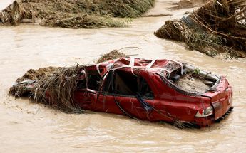 Miles de personas han perdido sus bienes por las tormentas / AP