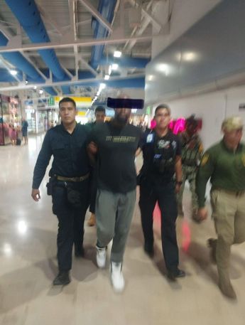 Patrick ‘N’ fue identificado mientras caminaba por la zona turística del malecón | Redes sociales