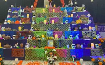 Regio que murió por golpe de calor en NL: le dedican altar de muertos