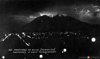 Foto histórica de la gran inundación de Monterrey. / Especial
