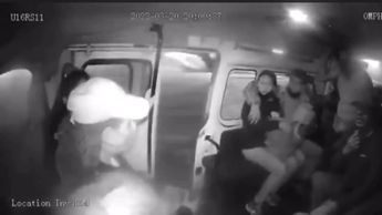 Asaltantes intentan robar a pasajeros de una combi en Coronango