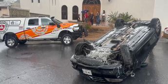 Volcadura de carro / Miranda Arias
