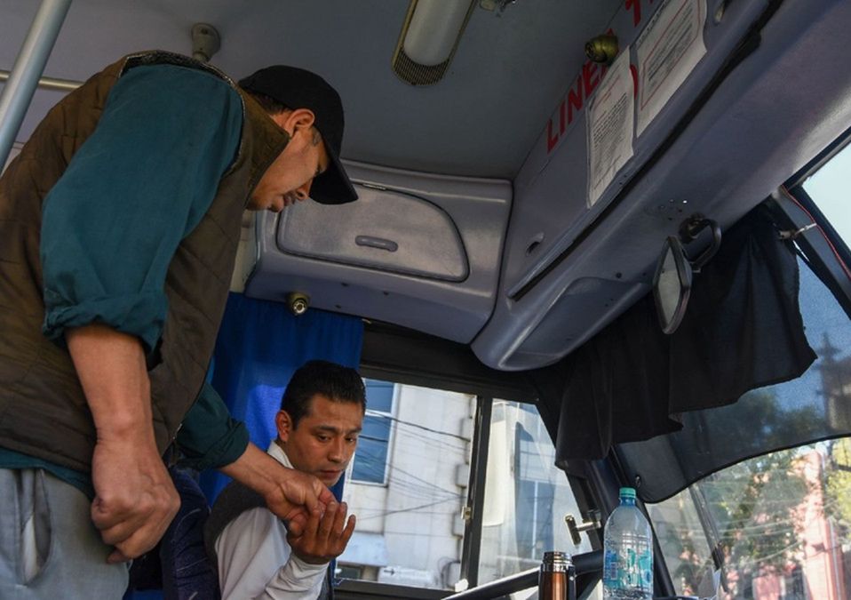 Los transportistas de la Ciudad de México también piden el subsidio del combustible para las unidades. / Cuartoscuro