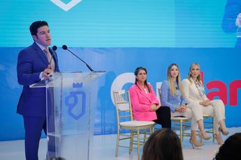 El gobernador Samuel García estuvo en el evento que conmemoró el aniversario del programa. | Cortesía